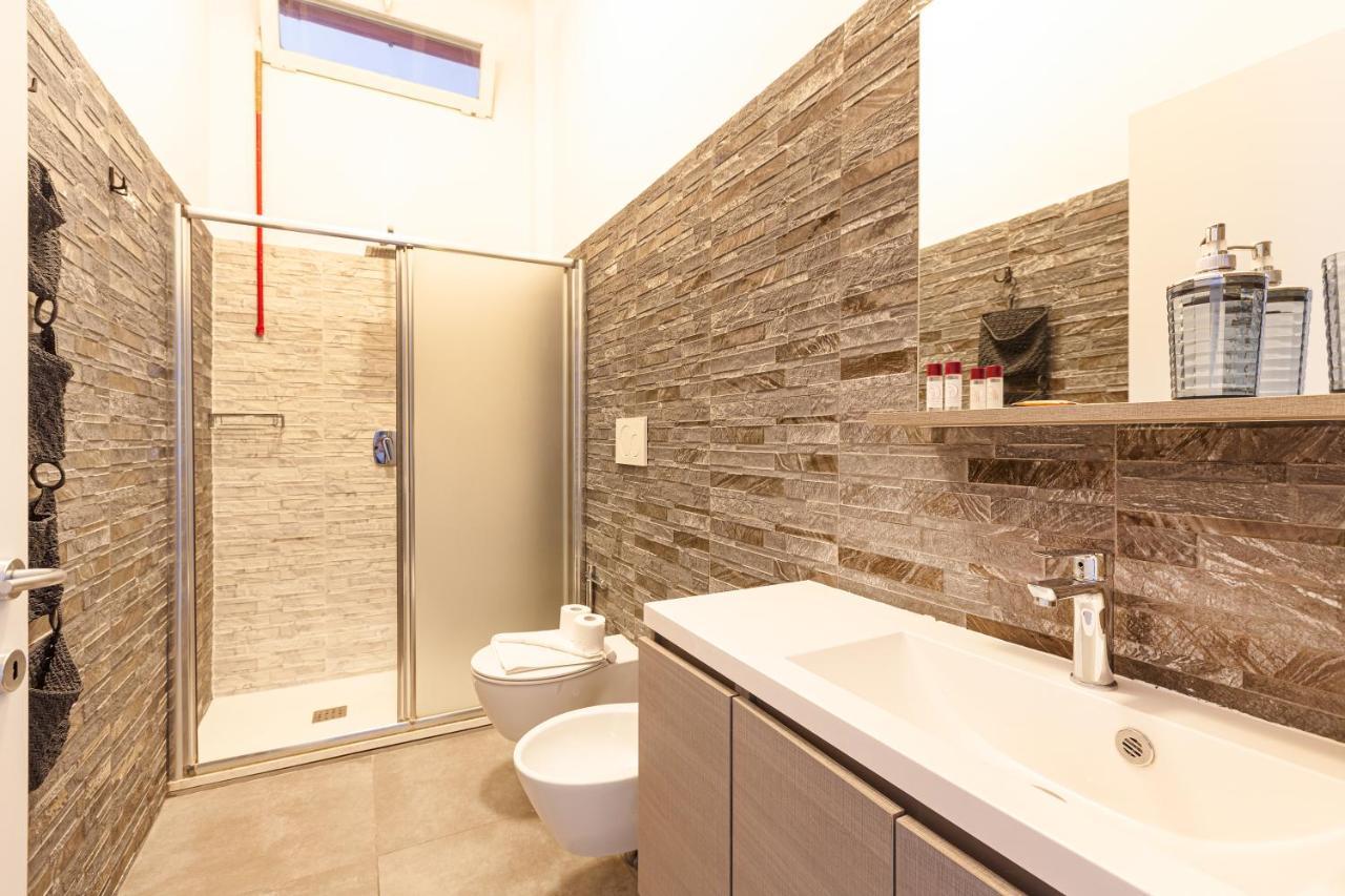 Guesthost - Cosy Apt Close To Piazza Insubria Milánó Kültér fotó